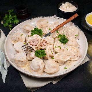 Pielmieni z wieprzowiną Pikantne (15 szt.)