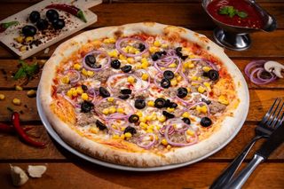 Pizza Tonno e Cipolla Ø 32cm