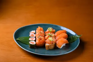 F25 Sushi Combinado 