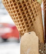 Захарна фунийка