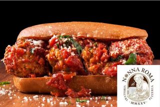 Panino con Polpette al Sugo