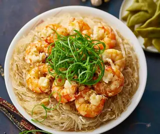 Spaghetti soia con gamberi 