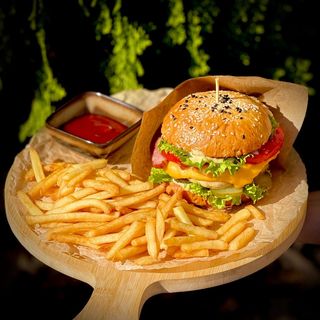 Бургер яловичий