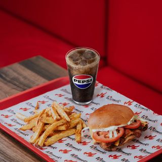 Menú Supreme Chicken Burger