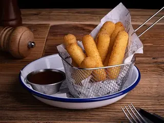 Fried Mozzarella Sticks