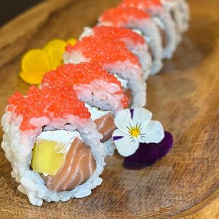 Uramaki Primavera 8 Un