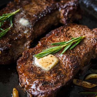 Juneći ramstek porcija