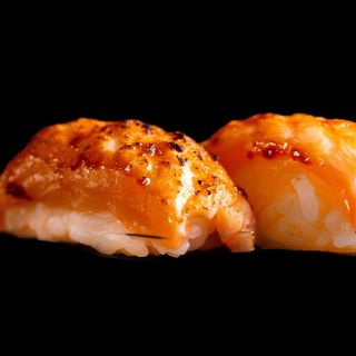 06 NIGIRI SHAKE FLAMBEADO ( 2 PIESAS)