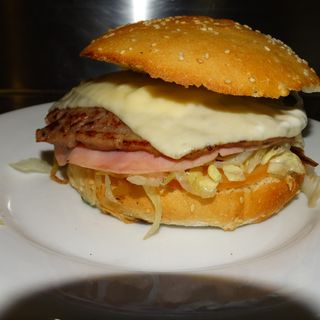 Hamburguesa Límite (Pequeña)