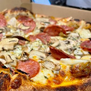 Pizzanesa Pollo Chori-Zeta