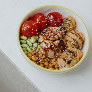 პოკე ქათმით