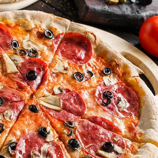 Pizza  Prosciutto funghi