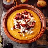 17.Качамак със свински мръвки (350г)