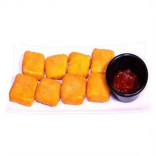 Dados De Queso Brie Frito Con Mermelada