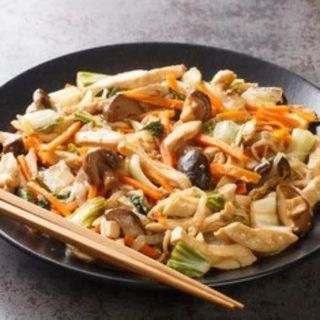 55A. Chop suey de pollo