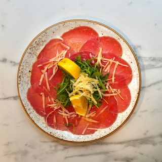Carpaccio Di Bresaola Con Rucola E Grana