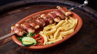 Rolovani pileći ražnjić