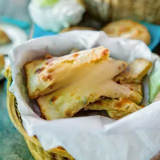 GOBI  ONION "KULCHA"