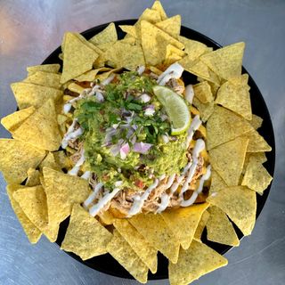 Енчилада ЕЛ ЛУЧАДОР (пилешко)