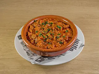 Carne En Salsa Granaína (Ración)