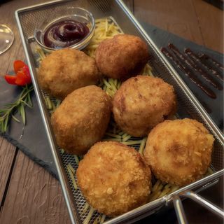 Croquetas de Jamon