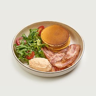 Панкейки із беконом