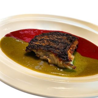 გარბული წითელ ტყემალში