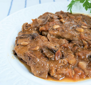 Ración fricandó con setas