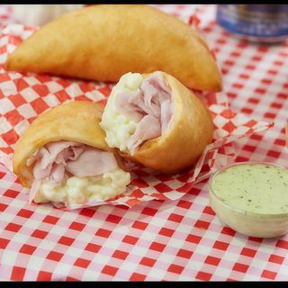 Empanada De Jamón Y Queso (1 Ud.)