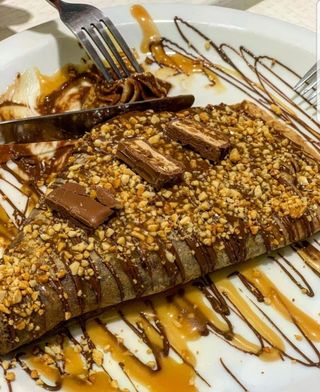 Crêpe Snickers