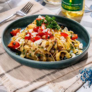 Hilopites A La Griega