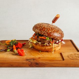 Hot chilli burger+domaći krumpirići