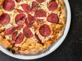 Pizza Salami ( 460g )