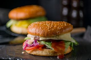 Чізбургер classic (310г)