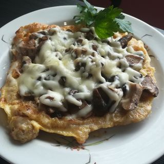 Schab wieprzowy z pieczarkami i mozzarellą 250g