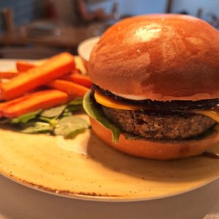 Hamburguer Vegetariano Trufa