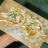 TACOS DE TINGA DE POLLO DE CORRAL