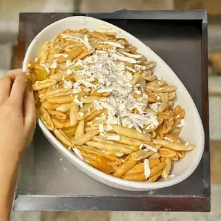 Cavatelli, datterino giallo, cacio ricotta