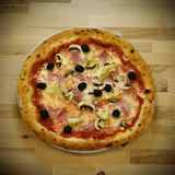 Pizza Roja Capricciosa (33 Cm.)