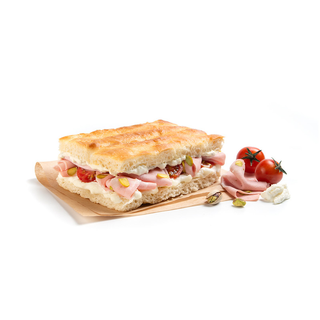 Focaccia Mortadella Stracciatella Y Pistacchio