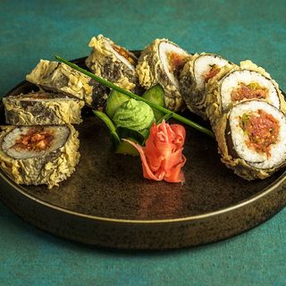 Spicy Tuna Tempura Roll