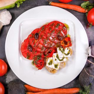 Салата Прима Пекора с овче сирене (350г)