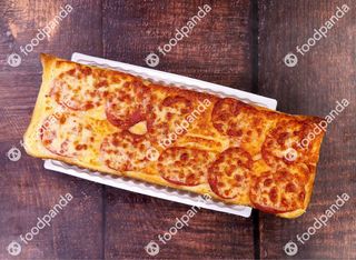 Принцеса с луканка и кашкавал