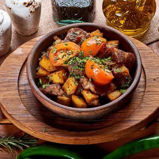 Горячее блюдо "Оджахури" с говядиной