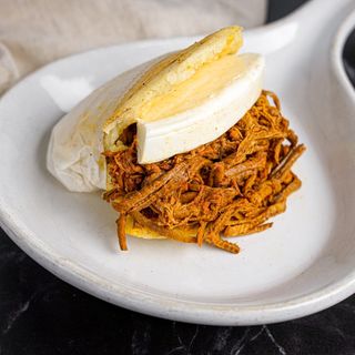 Arepa Pelua Con Queso Guayanés (Nuevo)
