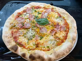Pizza 6 Naciones