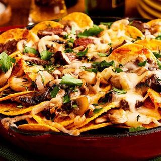 NACHOS CARNITAS