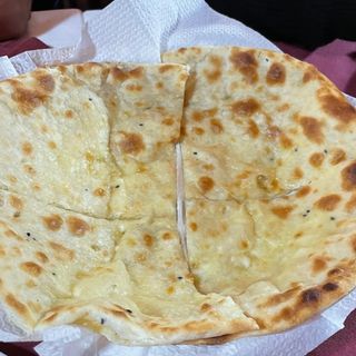 Cheese Naan