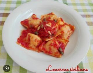 Ravioli caseri ripieni con aragosta e salsa tomate fresco e menta porzione 