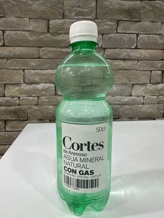 Agua mineral natural con gas 500ml